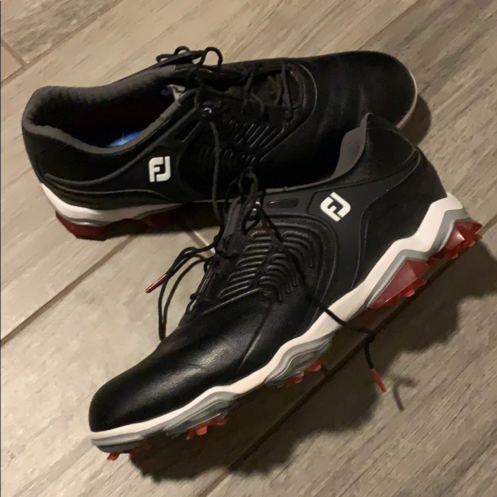 FootJoy Tour S Golf Shoe